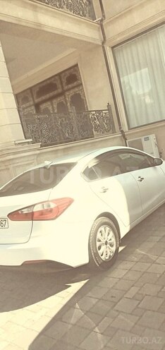 Kia Forte-11