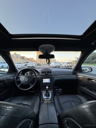 Mercedes E 270-15