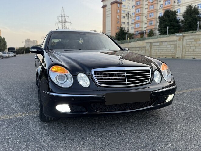 Mercedes E 270-5