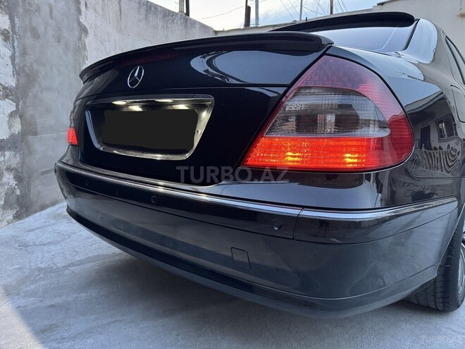 Mercedes E 270-14
