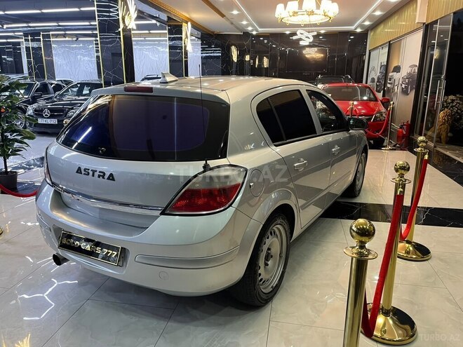 Opel Astra-13