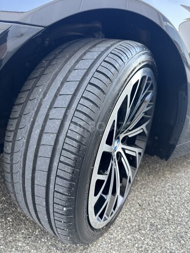 BMW 520d-11