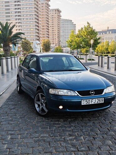 Opel Vectra-11