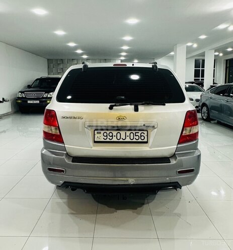 Kia Sorento-14