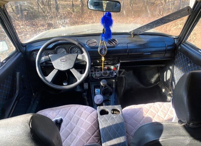 LADA (VAZ) 2106-4