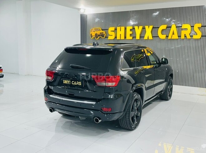 Jeep Grand Cherokee-3