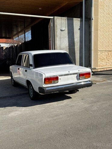 LADA (VAZ) 2107-5