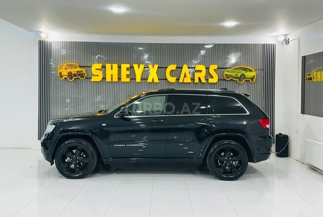 Jeep Grand Cherokee-11