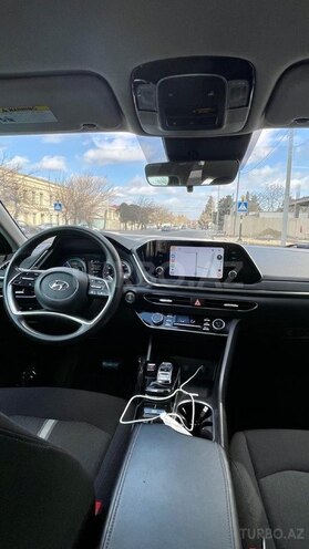 Hyundai Sonata-5