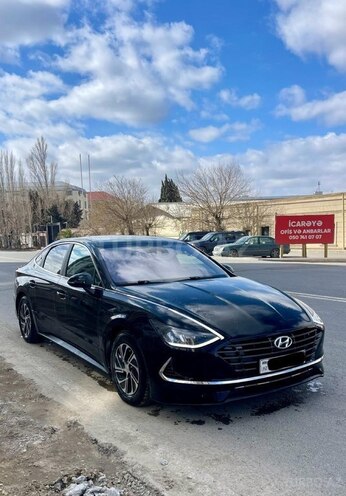 Hyundai Sonata-4