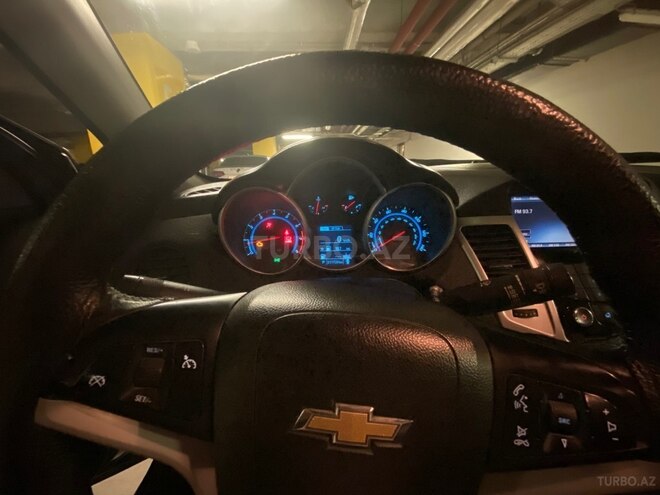 Chevrolet Cruze-2