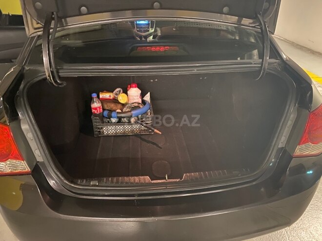 Chevrolet Cruze-10