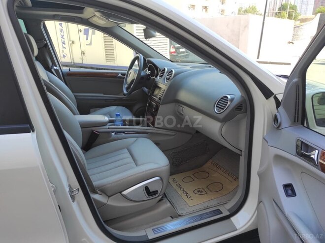 Mercedes ML 350 4MATIC-18