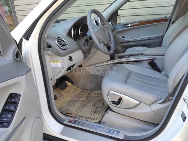 Mercedes ML 350 4MATIC-10