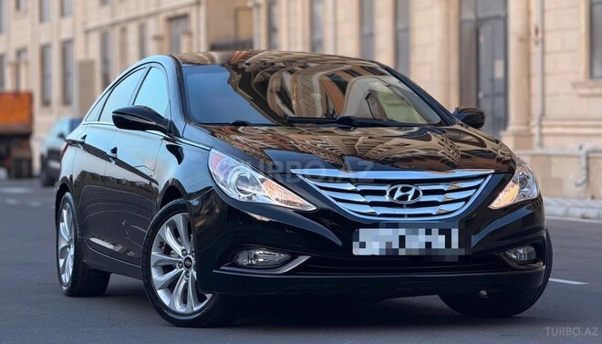 Hyundai Sonata-1