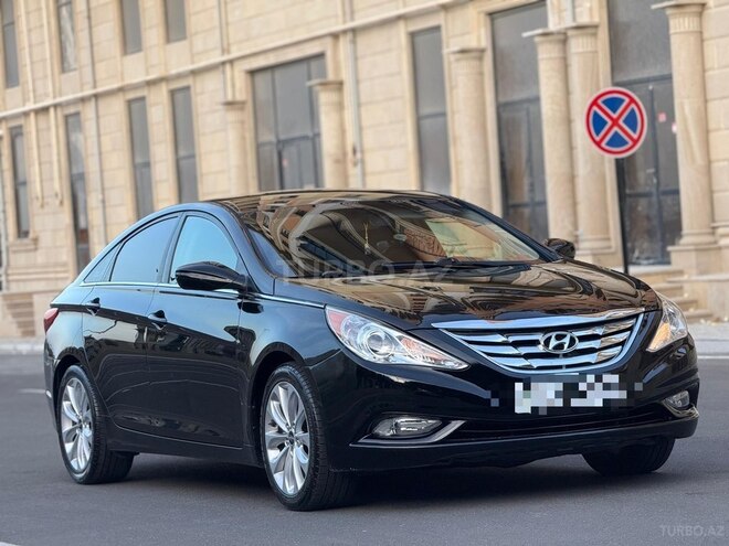 Hyundai Sonata-5