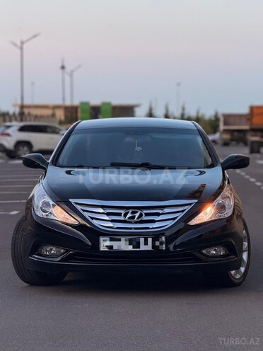 Hyundai Sonata-9