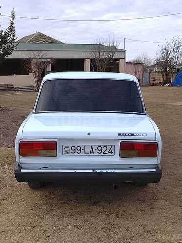 LADA (VAZ) 2107-2