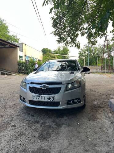 Chevrolet Cruze-5