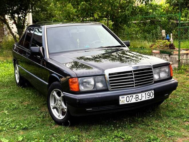 Mercedes 190-3
