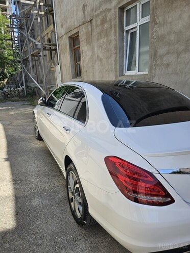 Mercedes C 300 4MATIC-3