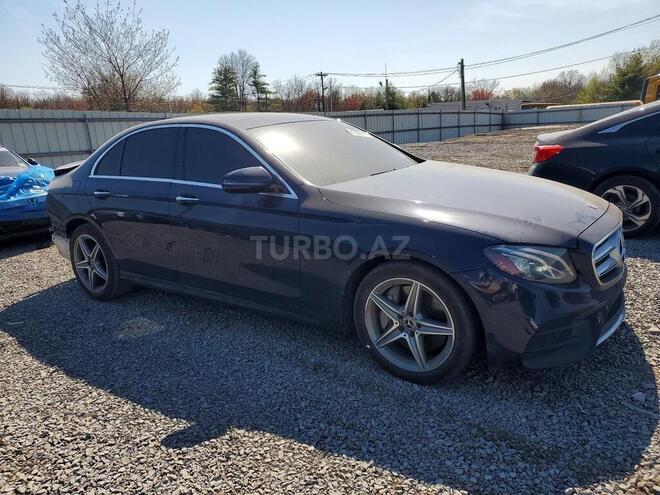 Mercedes E 350 4MATIC-5