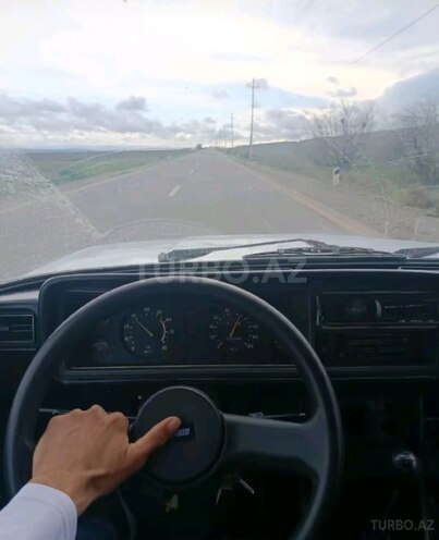 LADA (VAZ) 2107-4