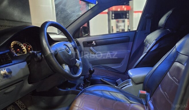 Daewoo Gentra-8