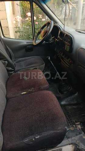 Ford Transit-5
