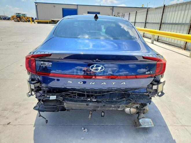 Hyundai Sonata-6