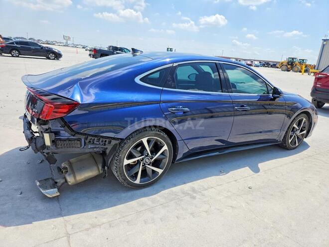 Hyundai Sonata-4