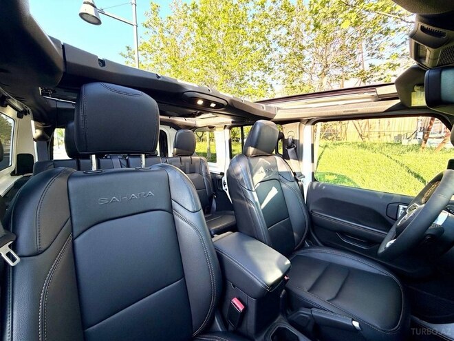 Jeep Wrangler-6