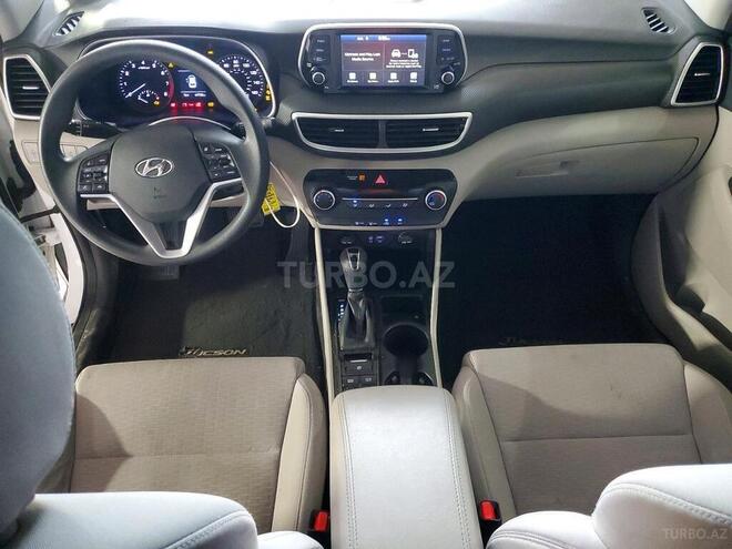 Hyundai Tucson-8