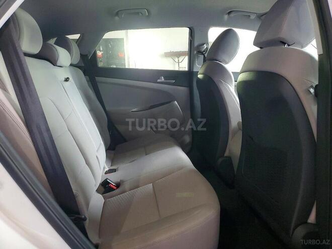 Hyundai Tucson-10