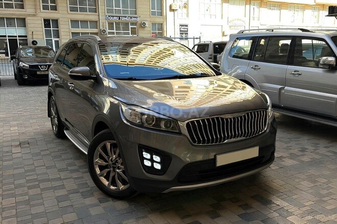 Kia Sorento-8
