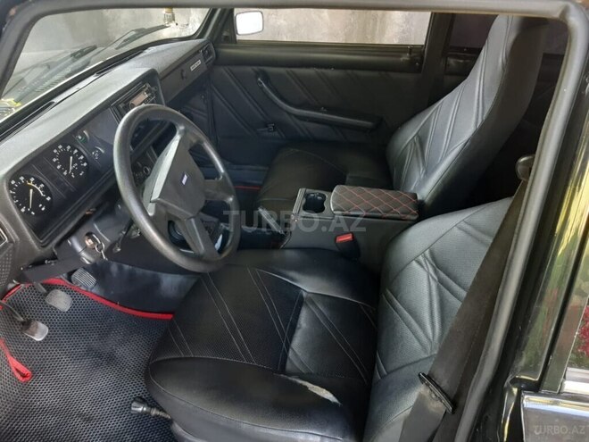 LADA (VAZ) 2107-4