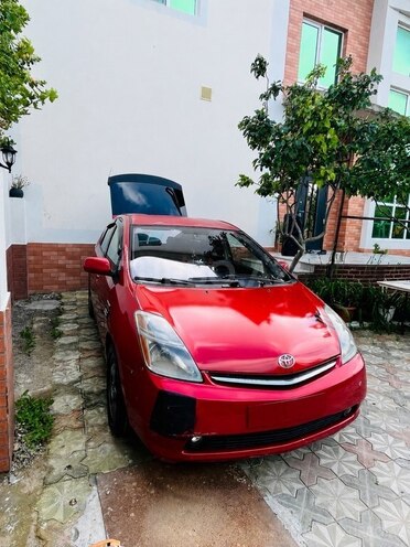Toyota Prius-3