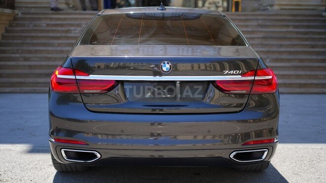 BMW 740-3