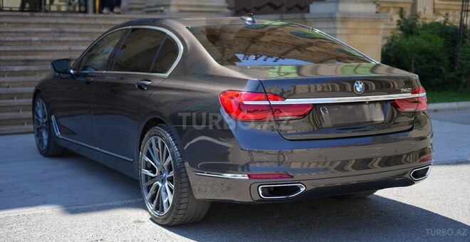 BMW 740-5