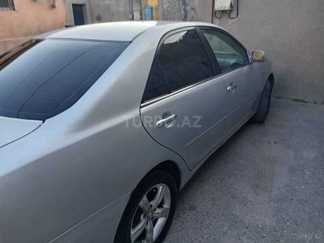 Toyota Camry-10