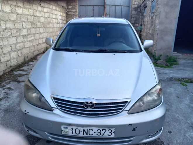 Toyota Camry-5