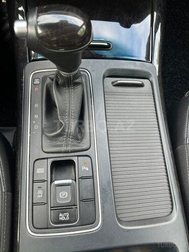 Kia Sorento-12