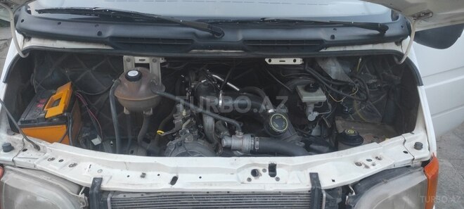 Ford Transit-6
