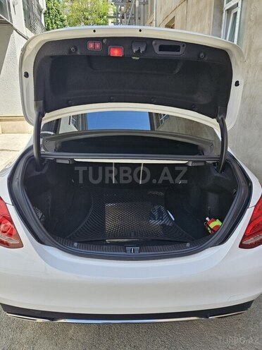 Mercedes C 300 4MATIC-15