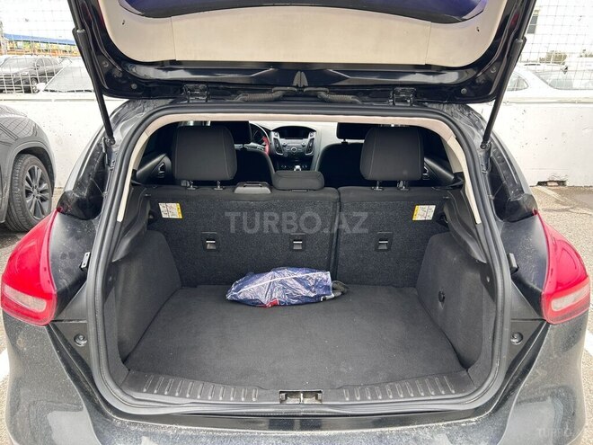 Ford Focus-2