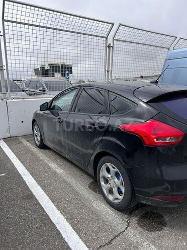Ford Focus-6