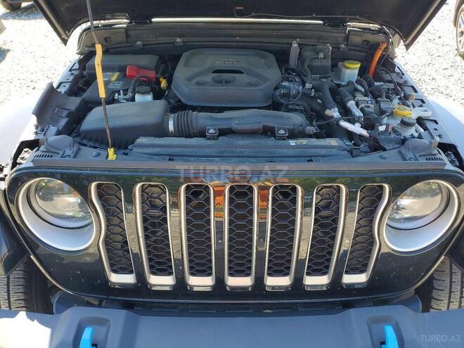 Jeep Wrangler-11