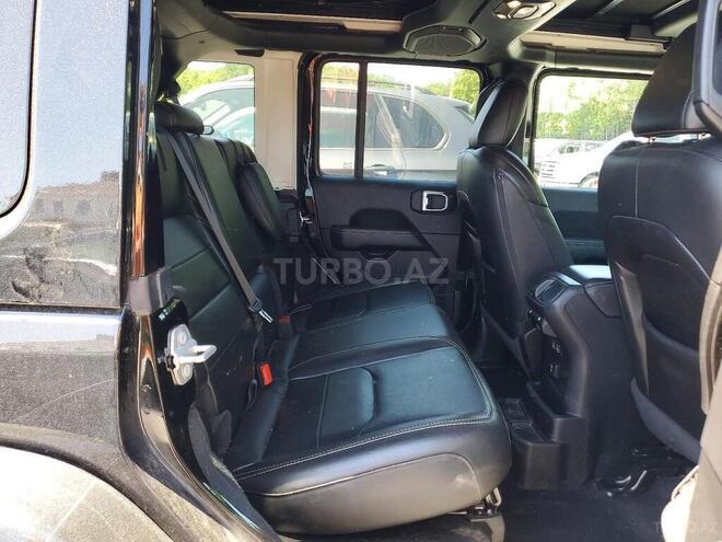 Jeep Wrangler-10