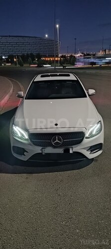Mercedes E 300-1
