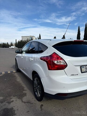 Ford Focus-5